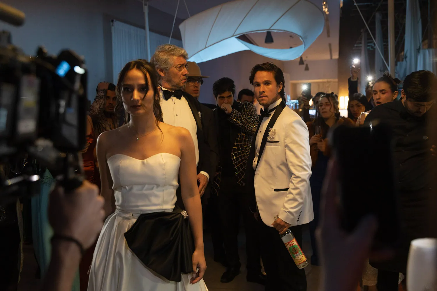 Foto fija de  la nueva comedia "Bodas S.A"