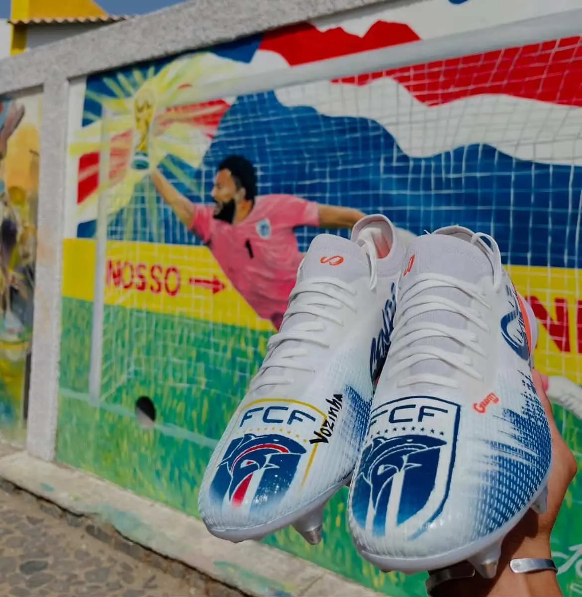 La conexión latina detrás de la hazaña de Cabo Verde: Vozinha y los botines con alma de barrio